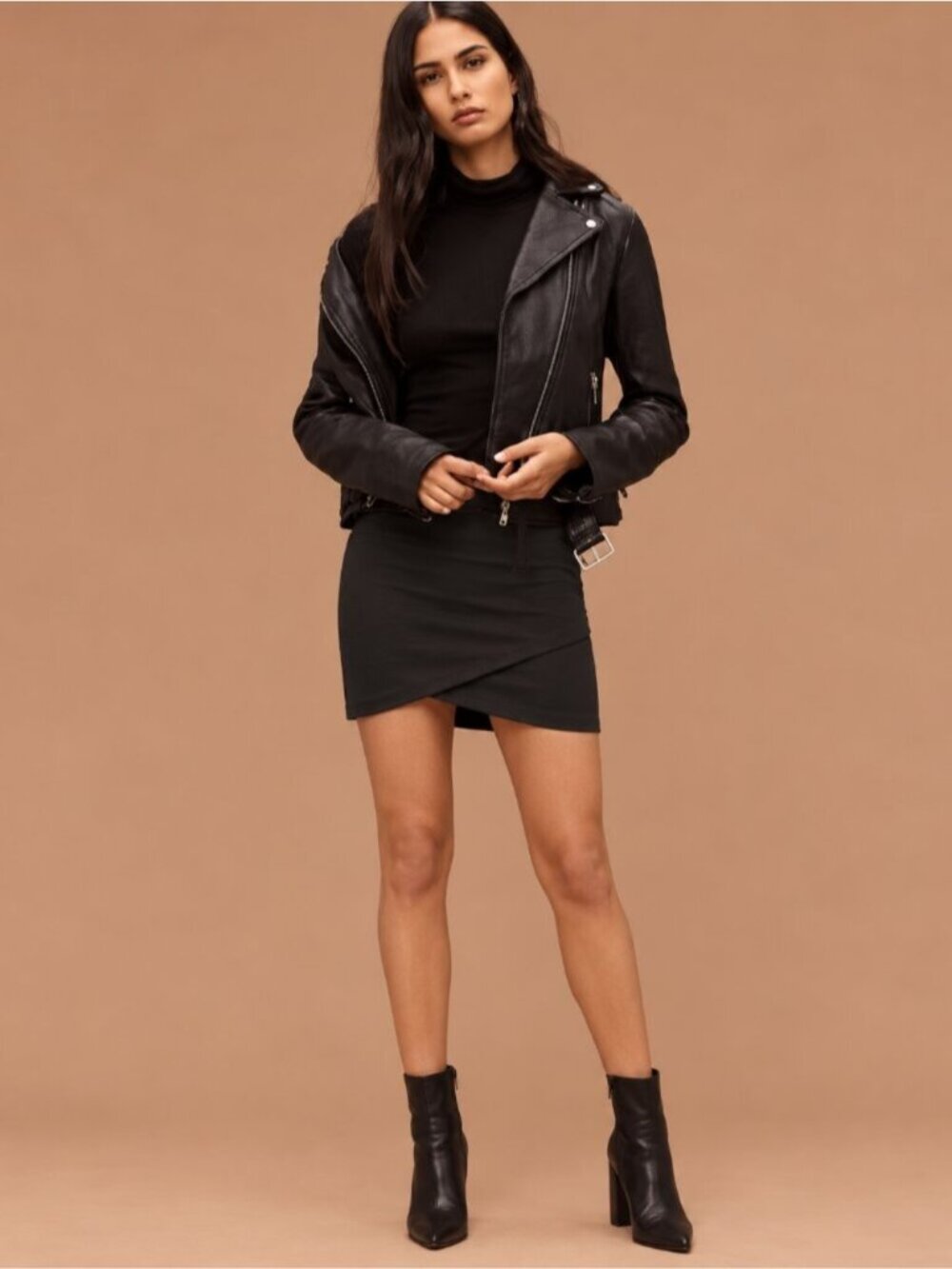 Aritzia Talula Primrose Mini Skirt